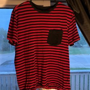 🔻$5 Add-on Striped 90s Tee